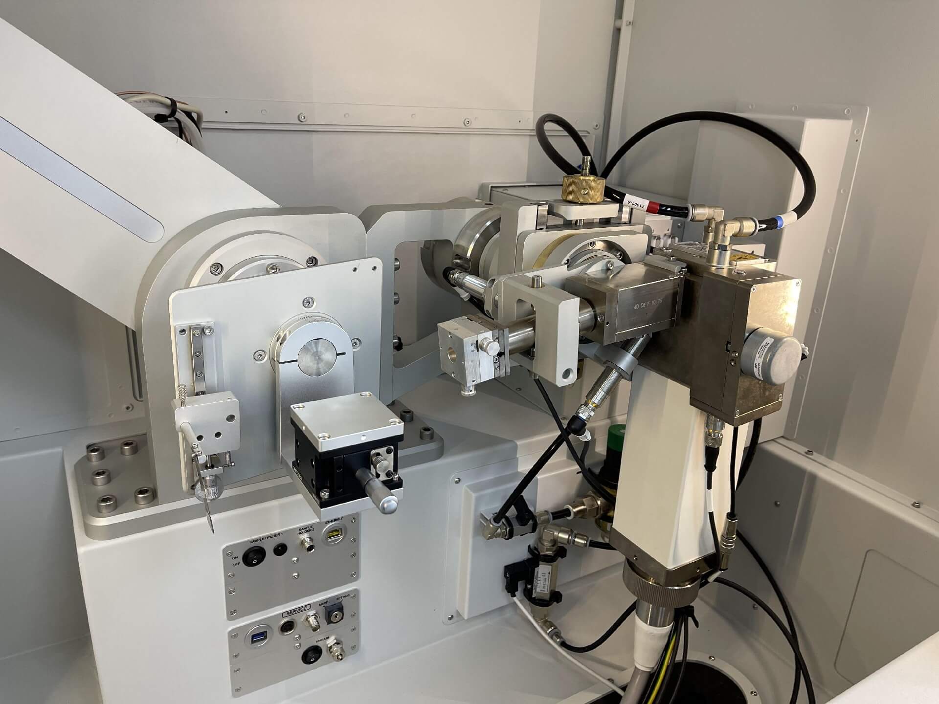 赛默飞X射线衍射仪 (3).JPG